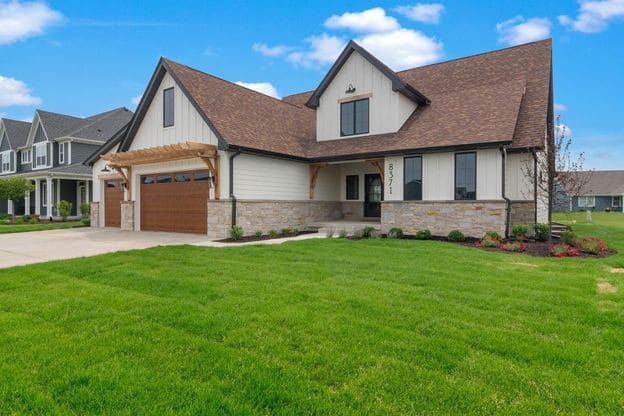 home-design angle of front of house